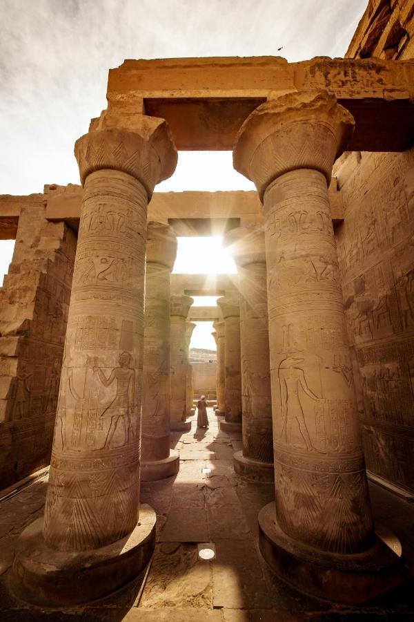 Nile Treasure Cruise - 4 Or 7 Nights From Luxor Each Saturday And 3 Or 7 Nights From Aswan Each Wednesday Hotel Exterior foto